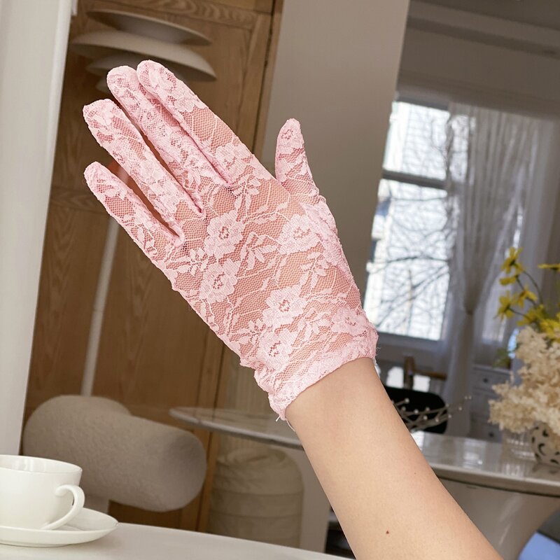 

Flower Pattern Gloves, Pink