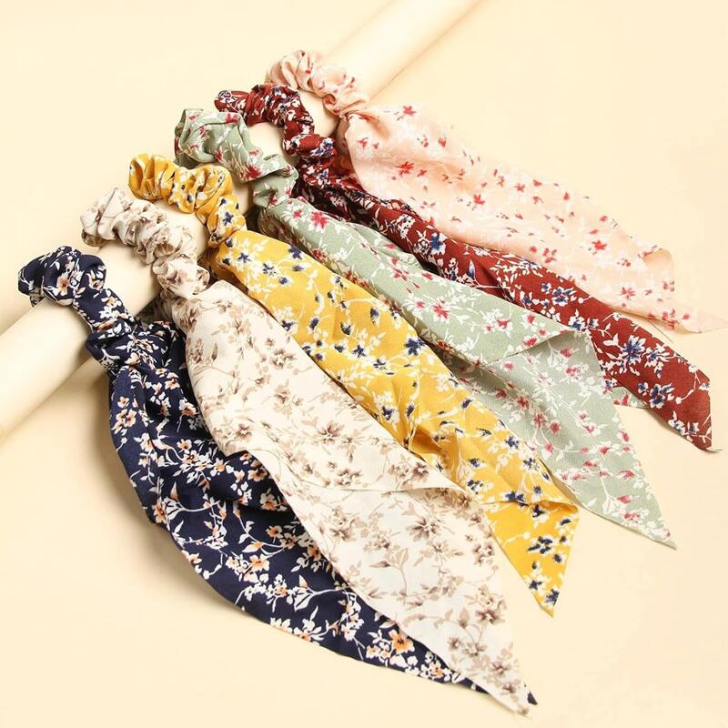 

1pc Random Ditsy Floral Scrunchie Scarf, Multicolor