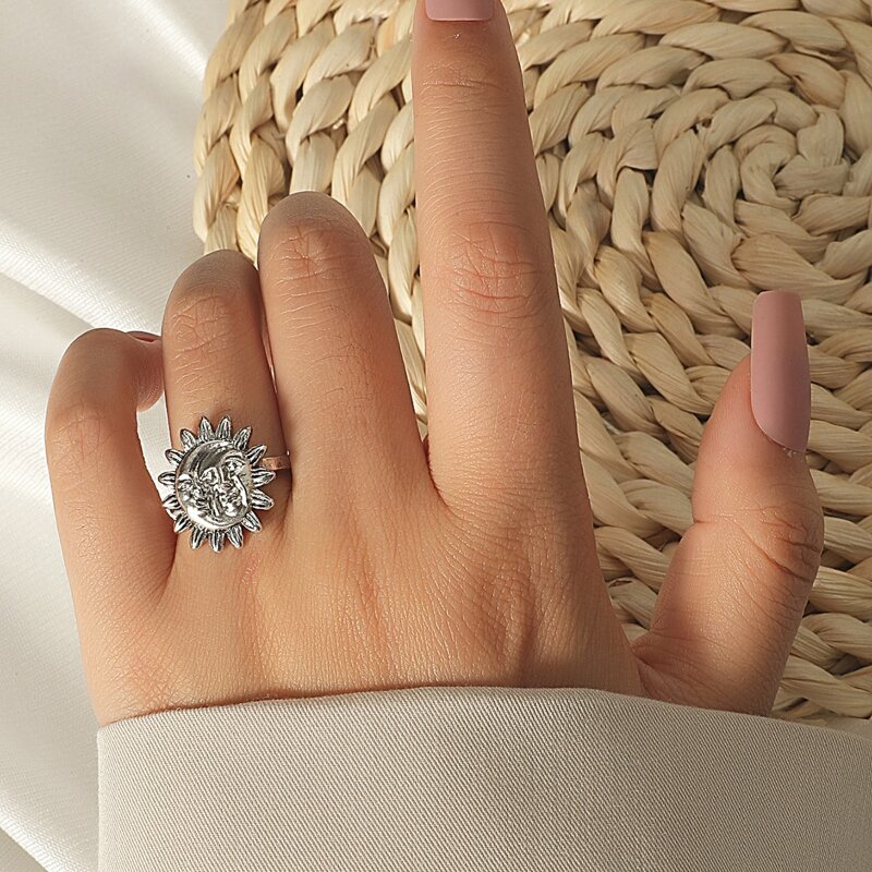 

1pc Sun & Moon Graphic Ring, Silver