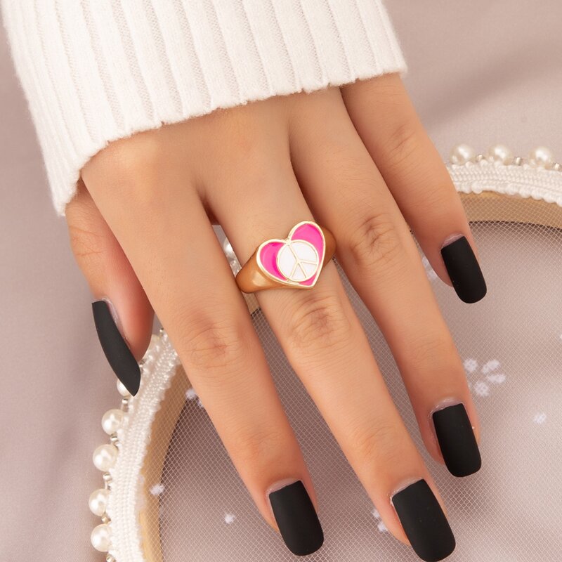 

Heart Design Ring, Gold