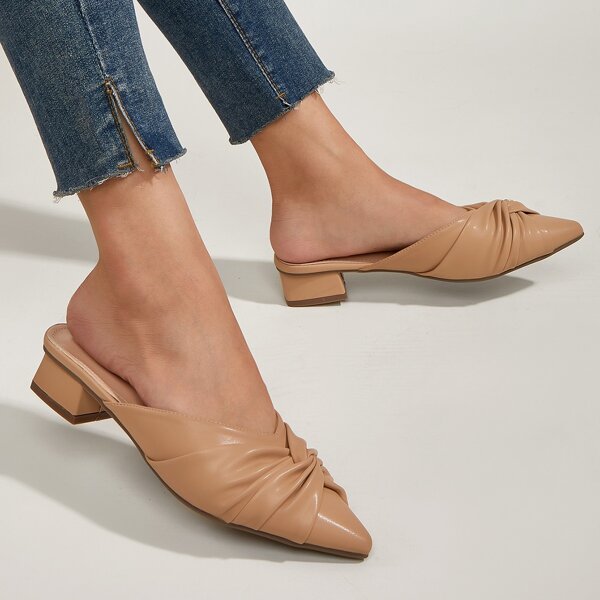 

Minimalist Point Toe Mules, Brown