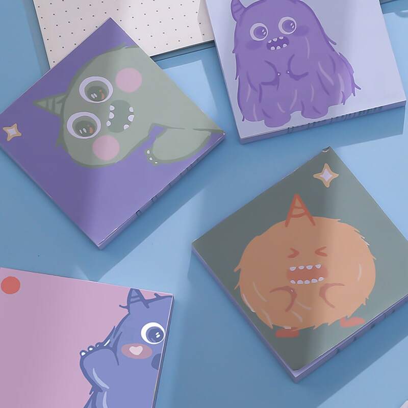

1pc Cartoon Graphic Random Memo Pad, Multicolor