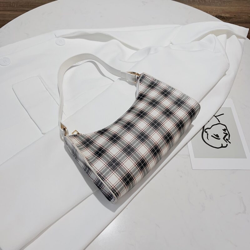 

Plaid Pattern Baguette Bag, Black