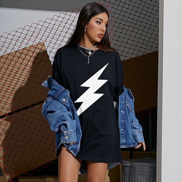 

Lightning Print Oversized Tee, Black