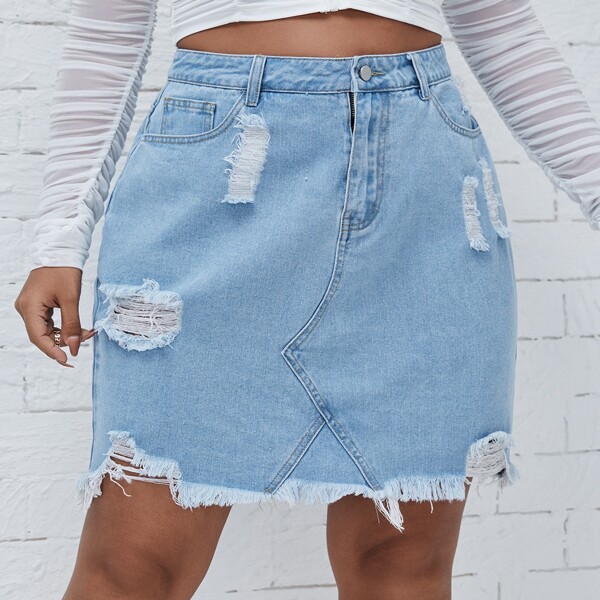 

Plus Ripped Raw Trim Denim Skirt, Light wash