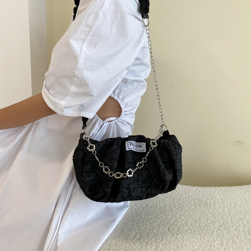 

Flower Chain Shoulder Bag, Black