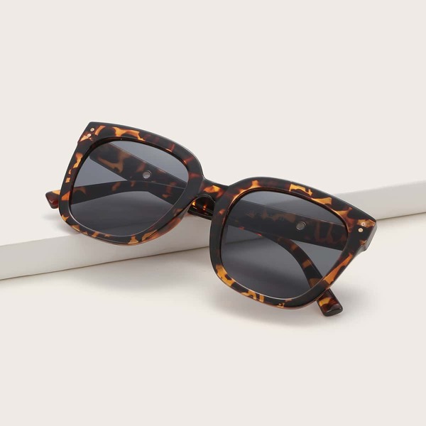 

Tortoiseshell Frame Sunglasses