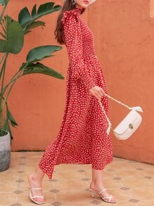 Ditsy Floral Ruffle Neck Dress - Red - View 4