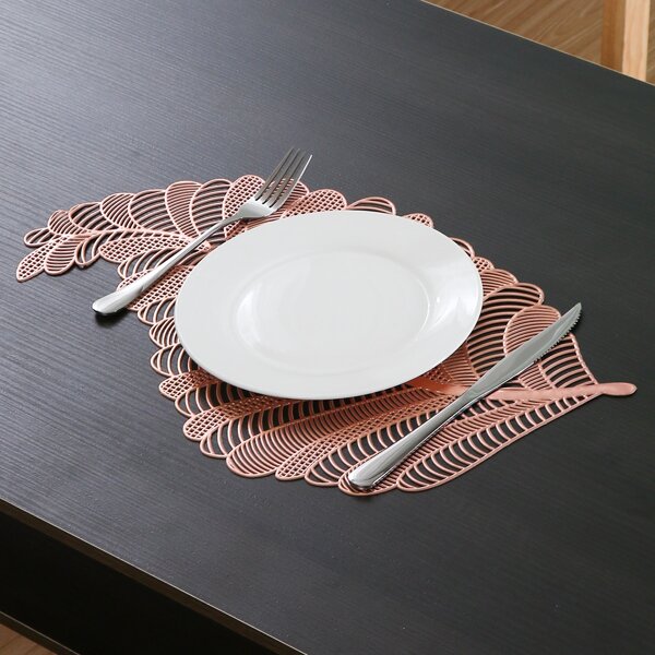 

1pc Leaf Shaped Placemat, Rose gold