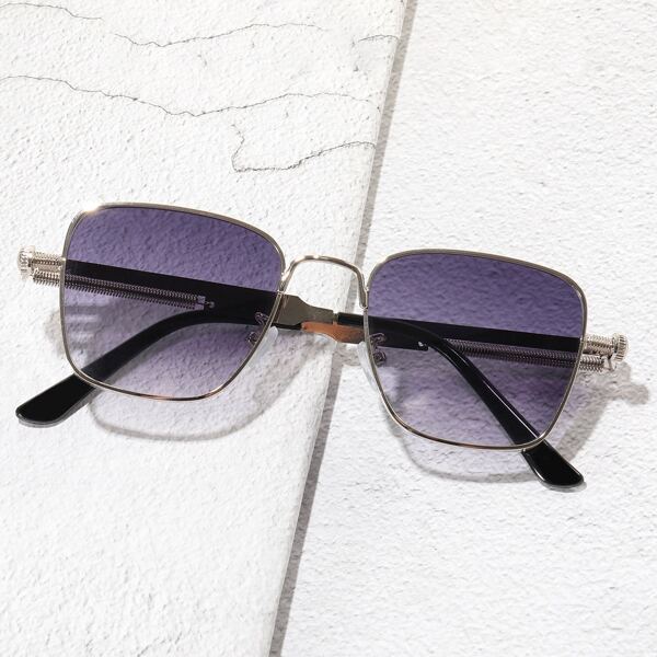 

Men Tinted Lens Sunglasses, Purple