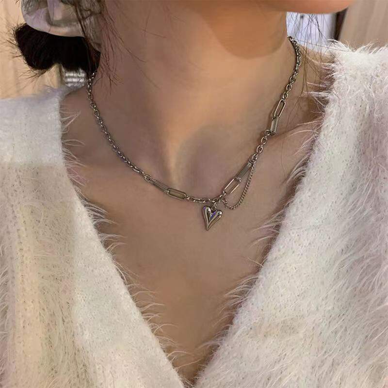 

Heart Pendant Chain Necklace, Silver