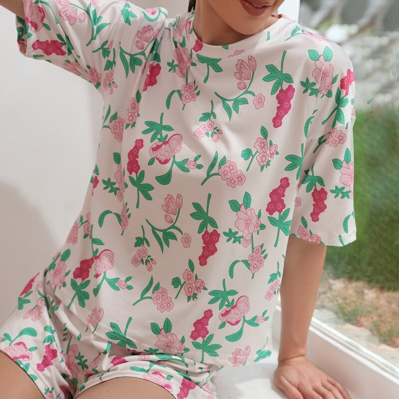 

Allover Floral Print Pajama Set, Multicolor