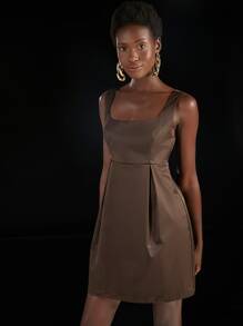 Penelope Ping 方領褶皺連衣裙 - 咖啡棕 - 查看 5