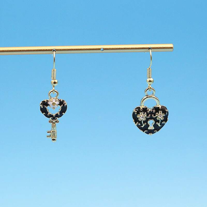 

Heart & Key Drop Earrings, Black