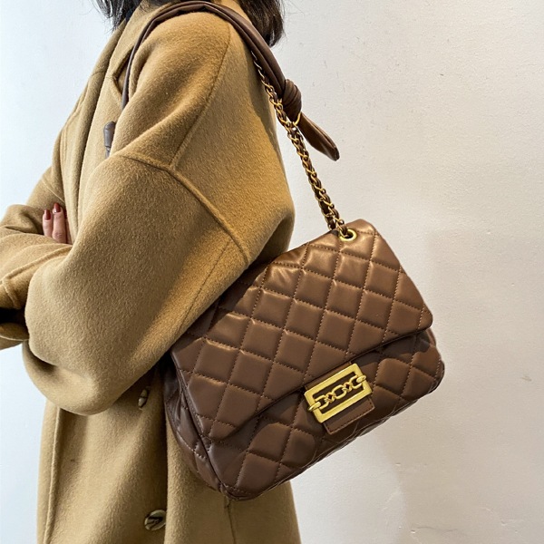 

Minimalist Quilted Flap Square Bag, Brown