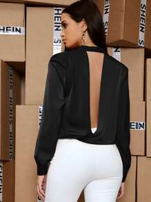 SHEIN BAE Top de cuello profundo bajo girante con abertura trasera - Negro - Ver 2