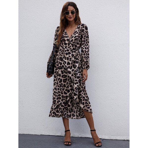 

Leopard Print Tulip Hem Belted Dress, Multicolor