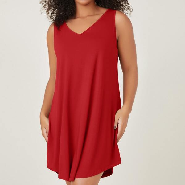 

Plus Solid Sleeveless Dress, Red