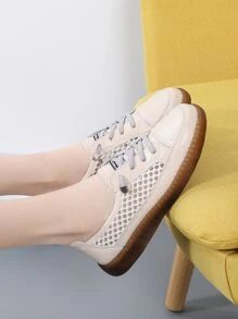 Giày trượt băng phía trước thiết kế rỗng - Màu be - Xem 2