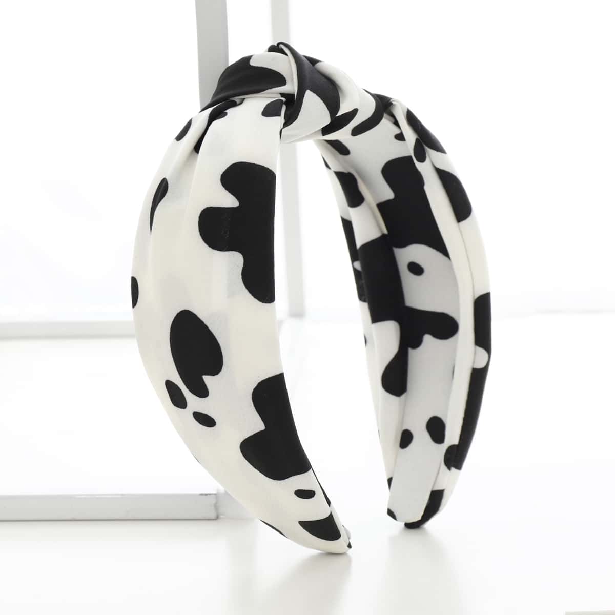 

Graphic Knot Hair Hoop, Black and white
