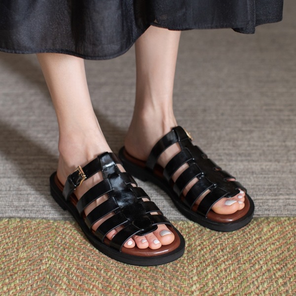 

Minimalist Buckle Decor Slide Sandals, Black