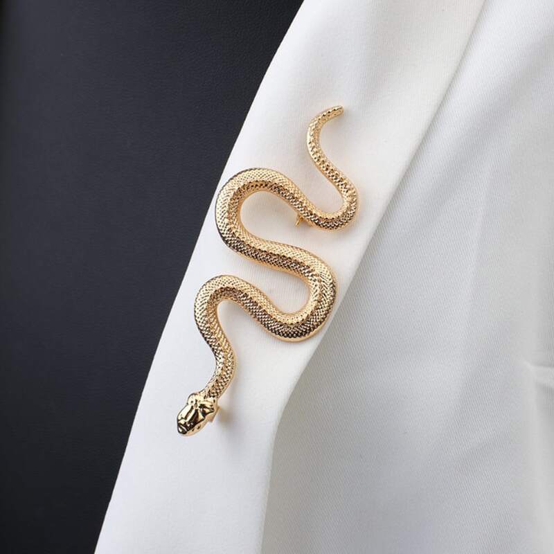 

Snake Design Brooch, Gold