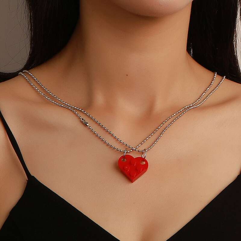 

2pcs Heart Design Necklace, Red