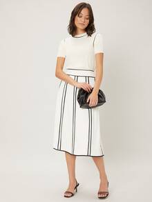 MOTF PREMIUM 粘膠纖維修身針織上衣 - 米色 - 查看 3