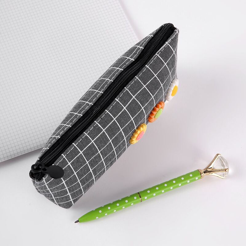 

Flower Decor Pencil Bag, Grey