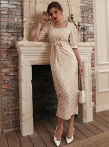 Modelyn 金色點點圖案方領繫腰帶洋裝 - 杏色 - 查看 5