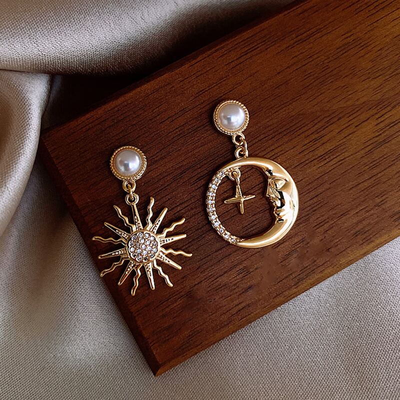 

Rhinestone Sun & Moon Drop Earrings, Gold