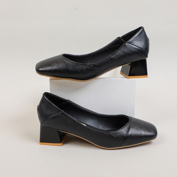 

Square Toe Chunky Heeled Pumps, Black