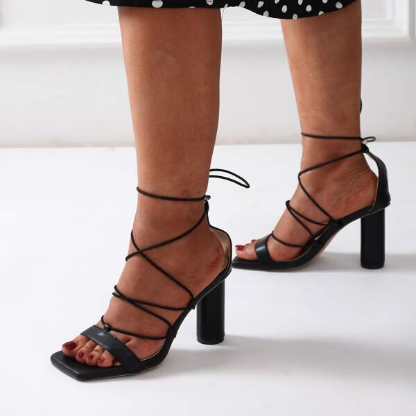 

Minimalist Chunky Heeled Gladiator Sandals, Black