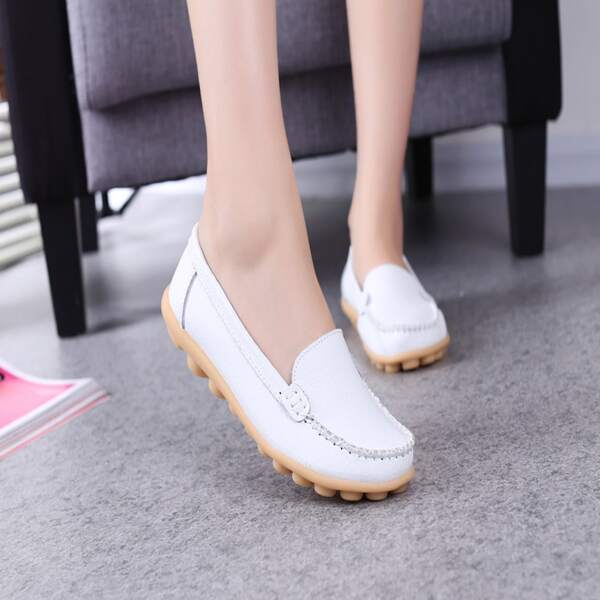 

Minimalist Slip On Loafers, White