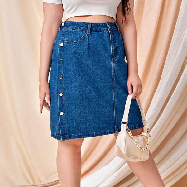 

Plus Slant Pocket Button Side Denim Skirt, Medium wash