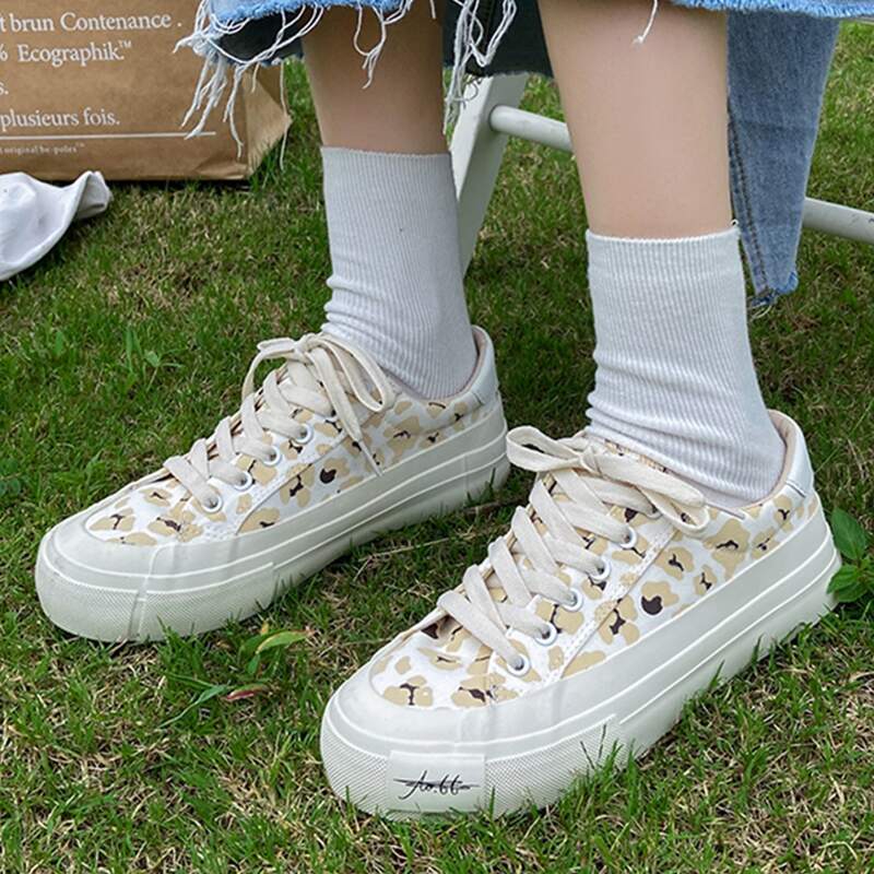 

Leopard Pattern Canvas Shoes, Beige