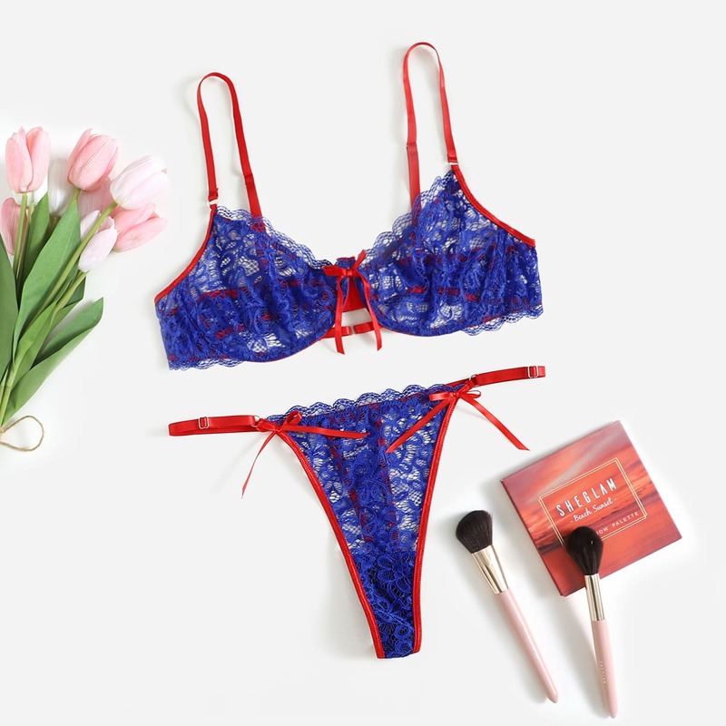 

Plus Contrast Binding Floral Lace Underwire Lingerie Set, Blue