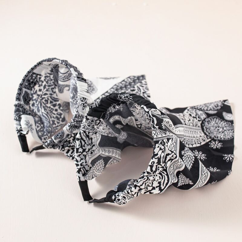 

2pcs Paisley Graphic Headband, Multicolor