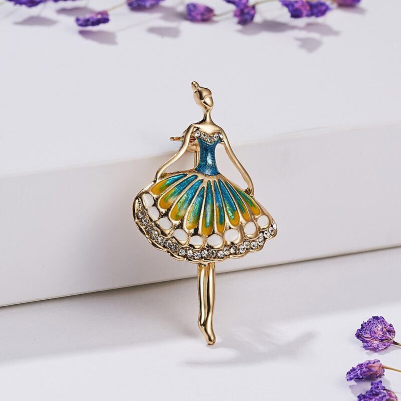 

Figure Design Rhinestone Decor Brooch, Gold