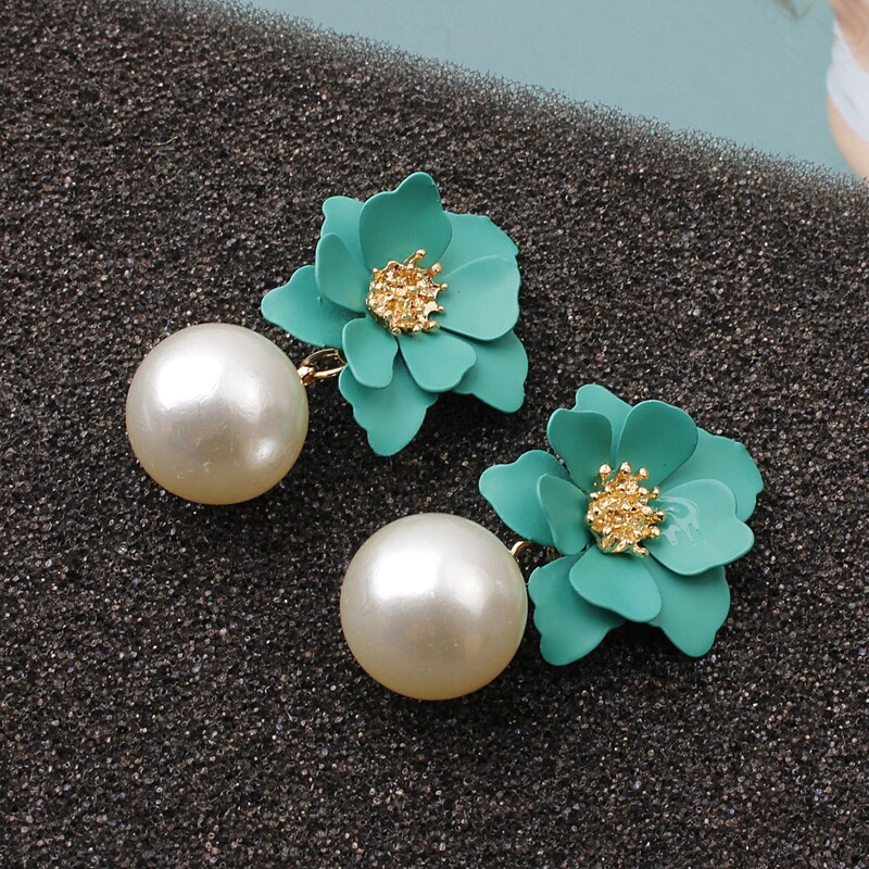 

Flower Drop Earrings, Green
