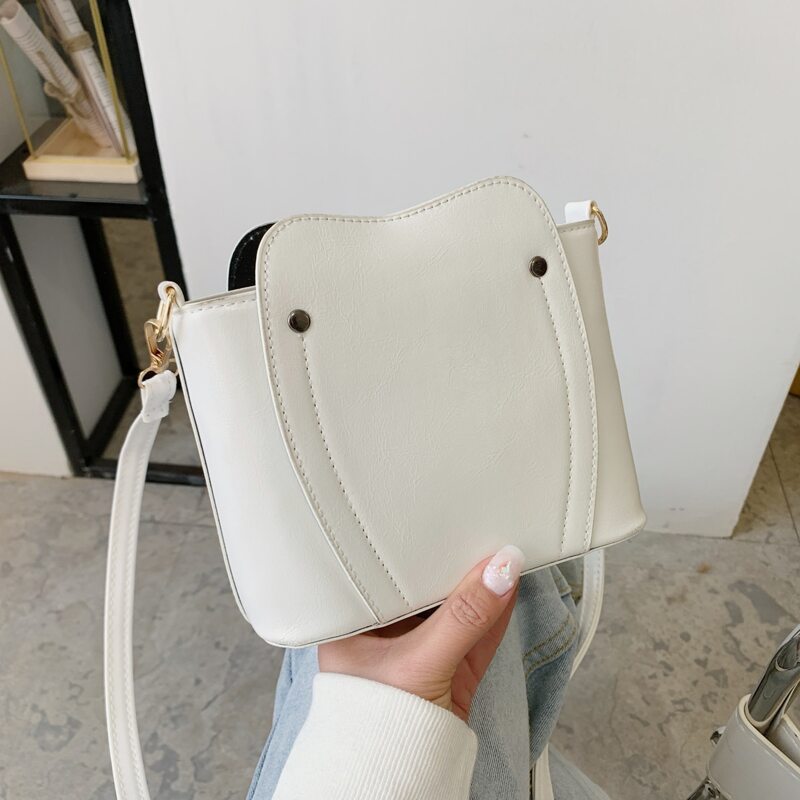 

Minimalist Crossbody Bag, White