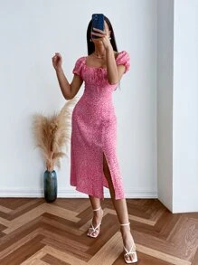 Aveloria Allover Print Square Neck Ruched Bust Milkmaid Dress - Hot Pink - View 5