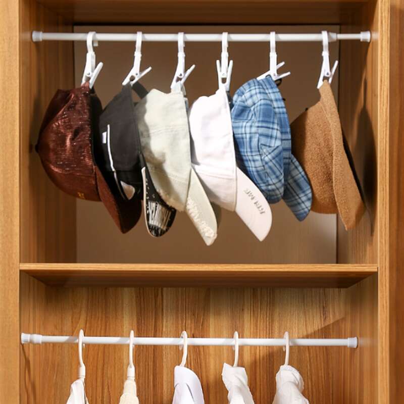 

1pc Random Color Rotating Hat Clip, Black and white