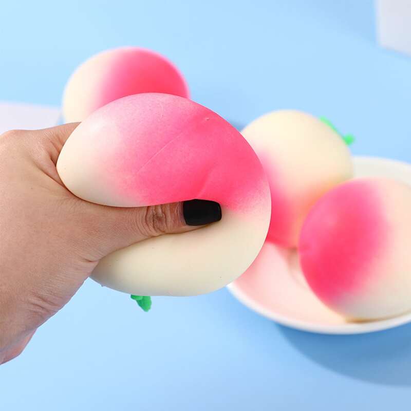 

1pc Peach Pinch Toy, Multicolor