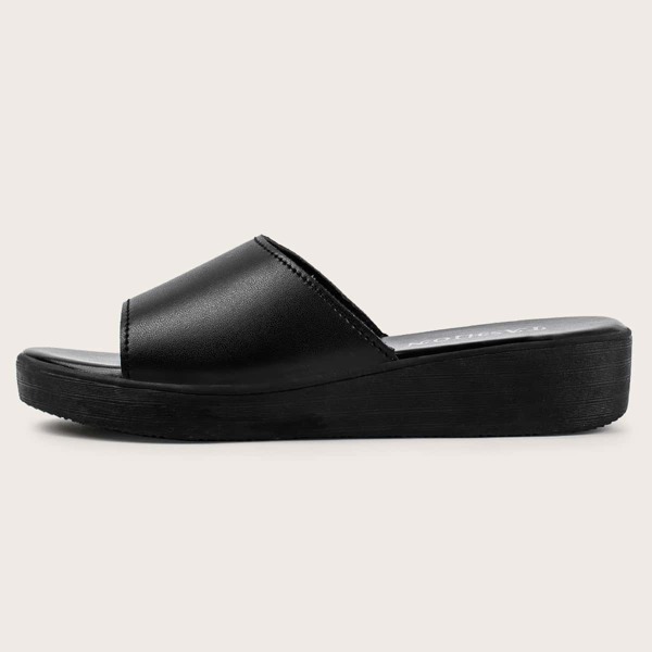 

Minimalist Leather Slide Sandals, Black