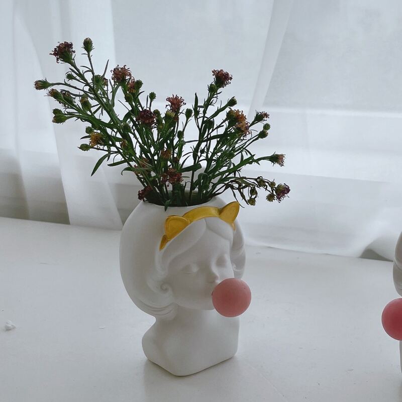 

Girl Design Art Decoration, White