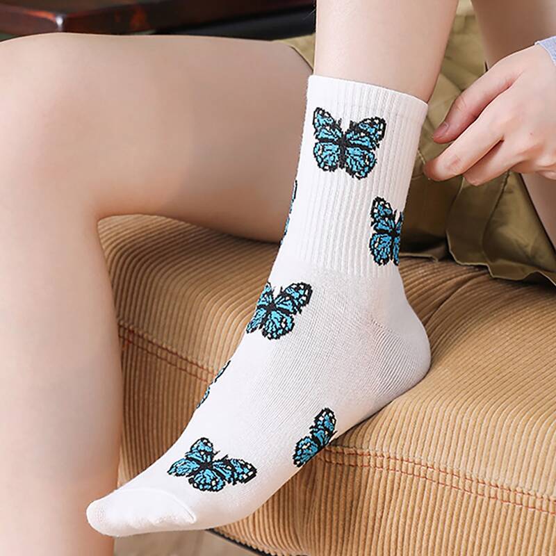 

Butterfly Graphic Crew Socks, White
