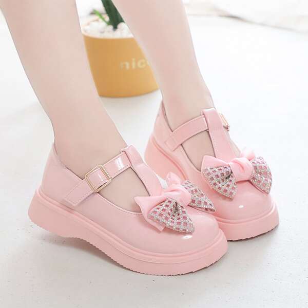 

Girls Bow Decor Buckle Detail Mary Janes, Pink