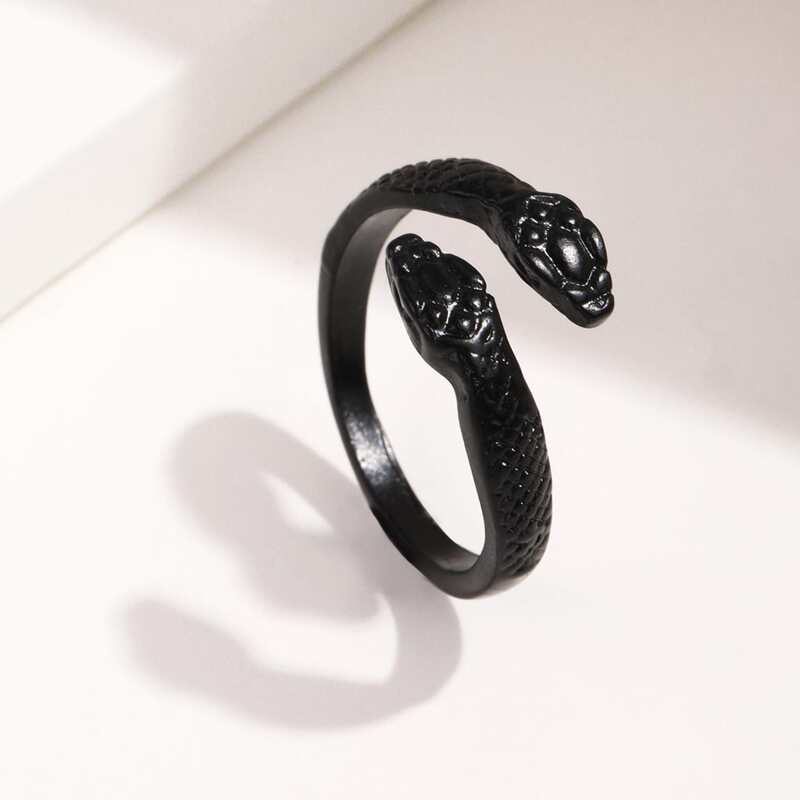 

Snake Design Ring, Black
