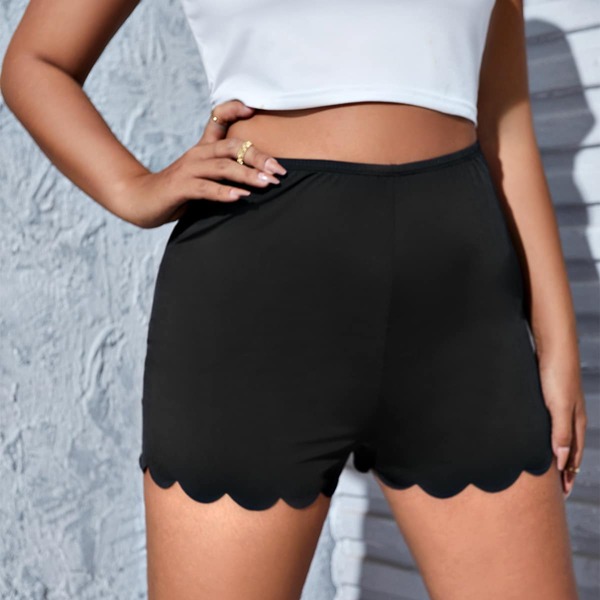 

Plus Scallop Trim Biker Shorts, Black
